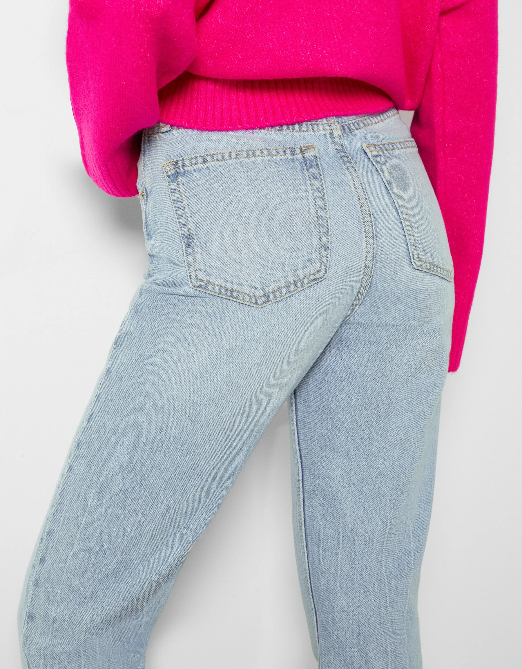 BERSHKA Jean mom fit Bleu Store