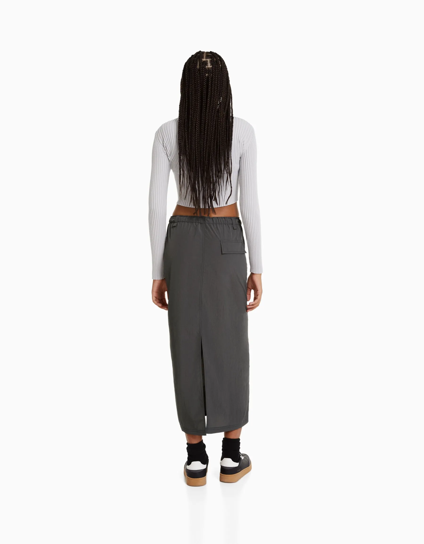 BERSHKA Jupe midi effet nylon Écru Outlet