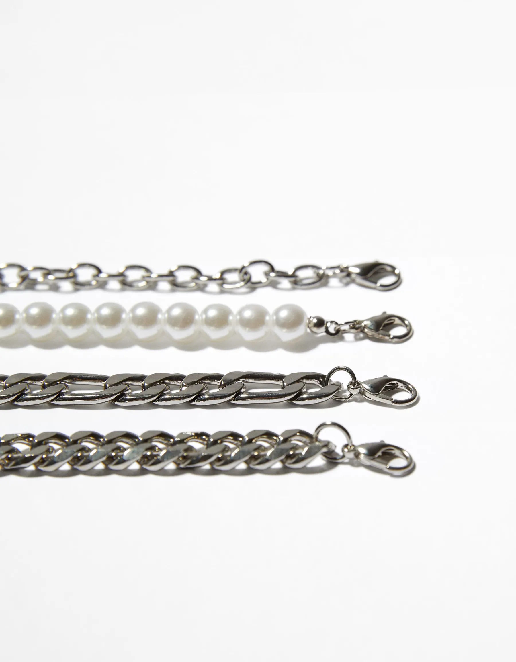 BERSHKA Lot 5 bracelets croix Noir Outlet
