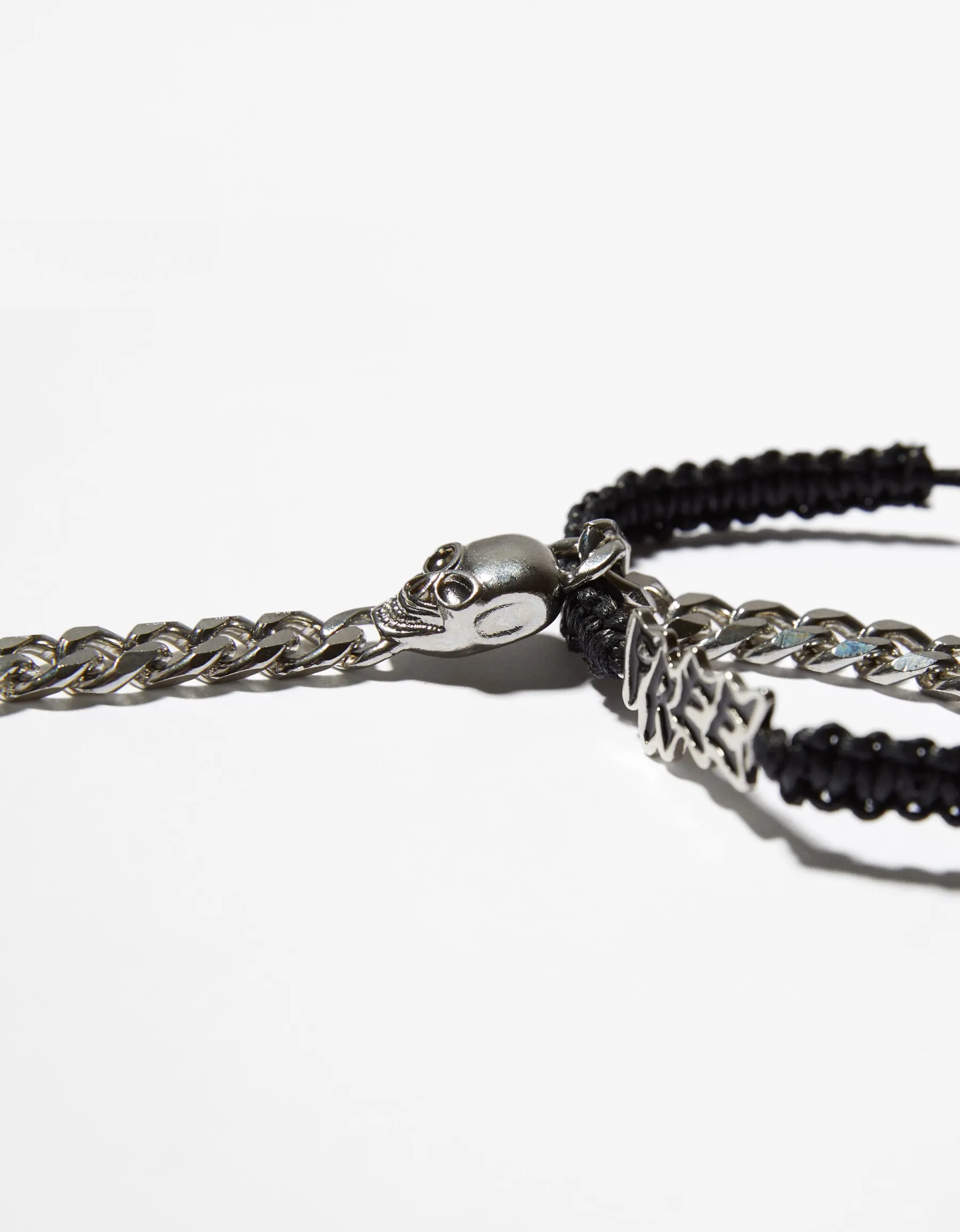 BERSHKA Lot 5 bracelets croix Noir Outlet