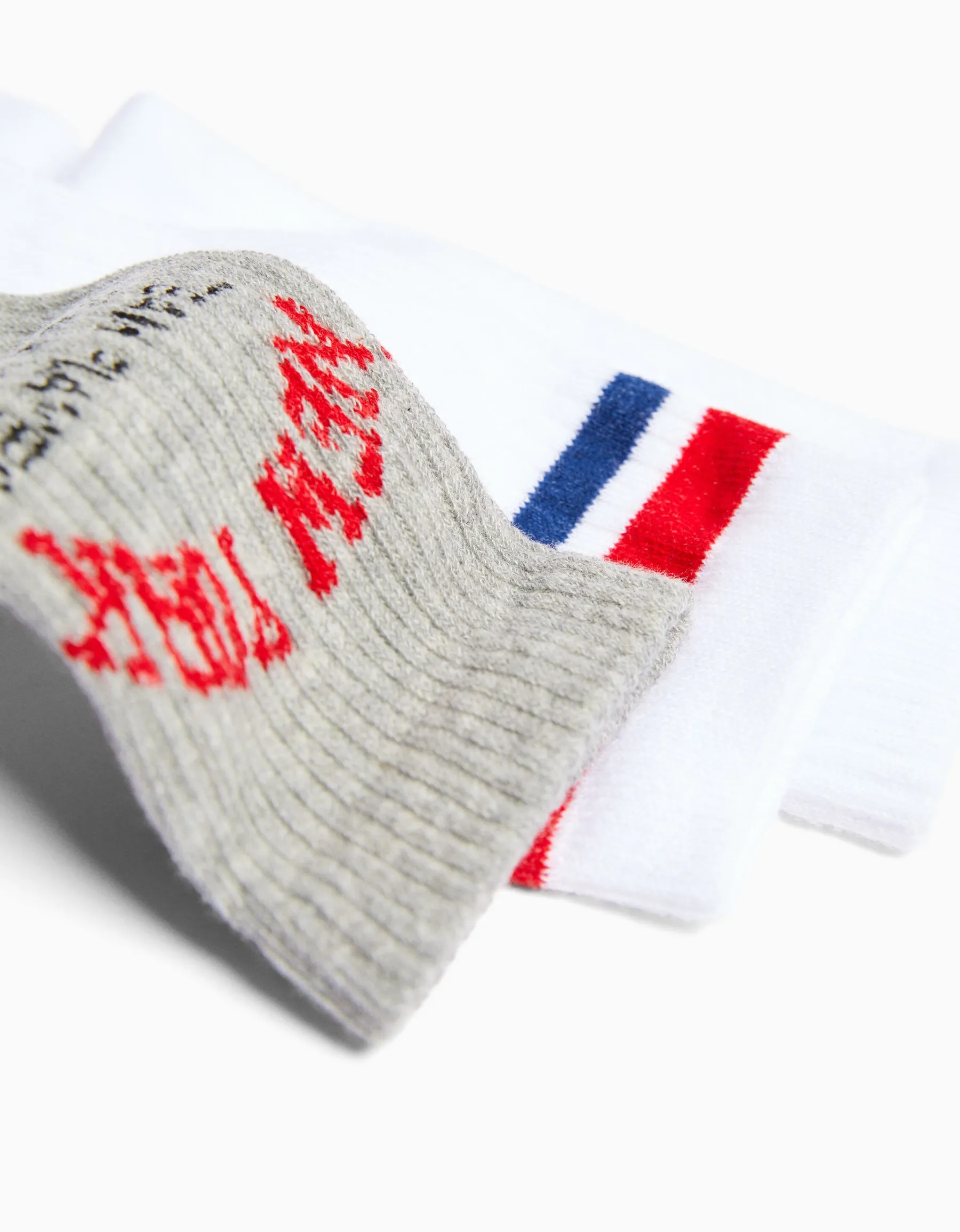 BERSHKA Lot 3 chaussettes varsity Gris Cheap