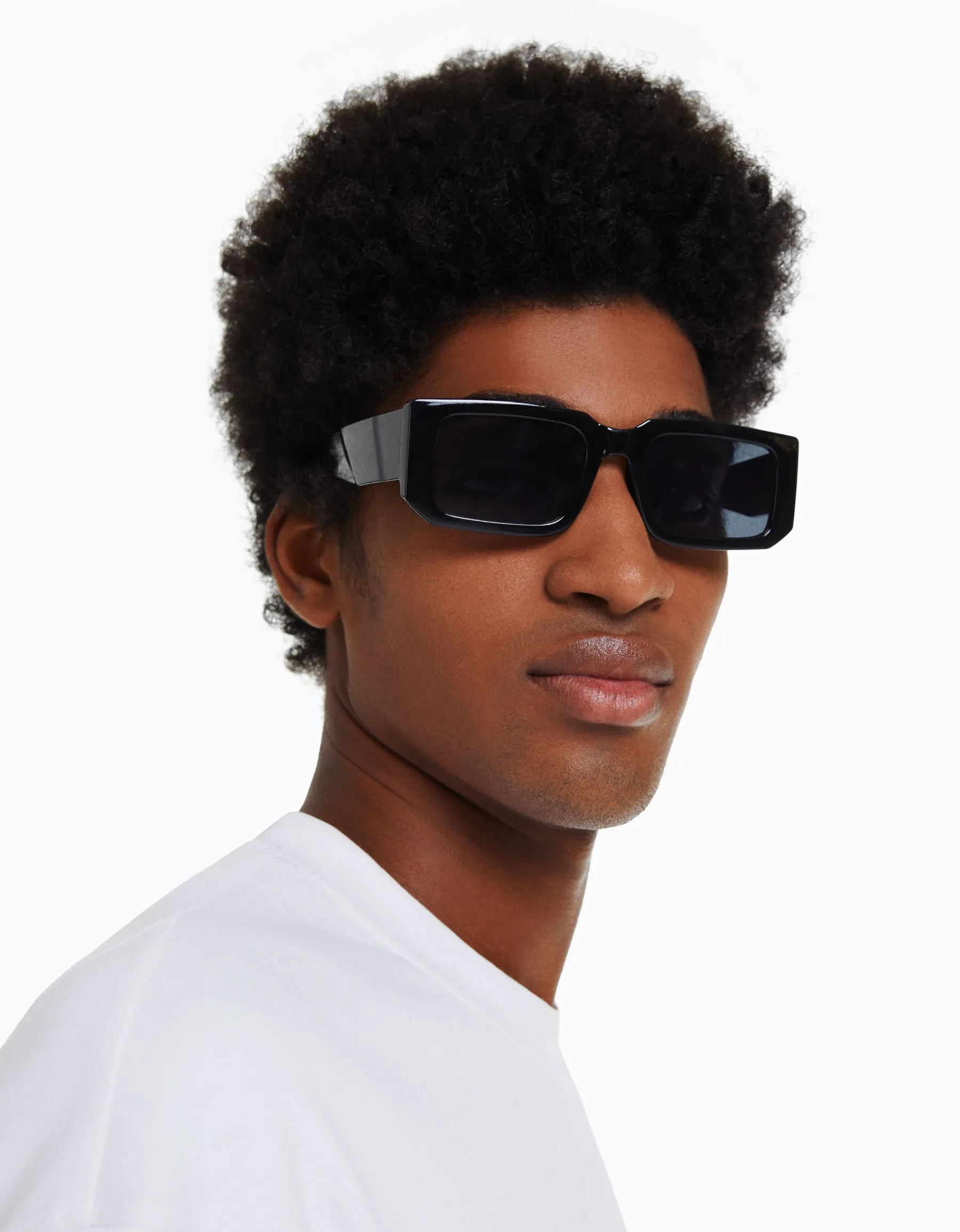 BERSHKA Lunettes de soleil relief Noir Discount