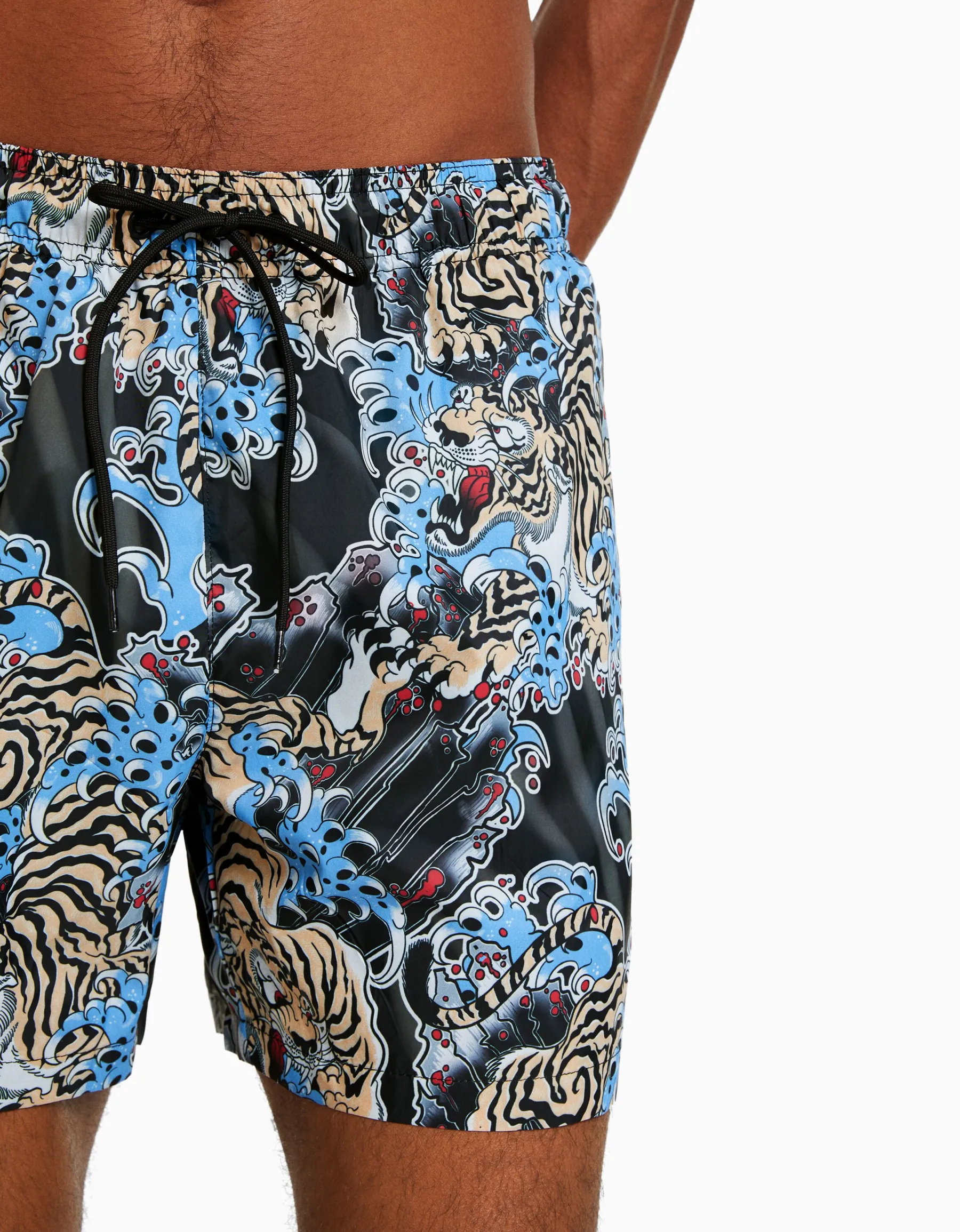 BERSHKA Maillot de bain imprimé tigre Noir Online