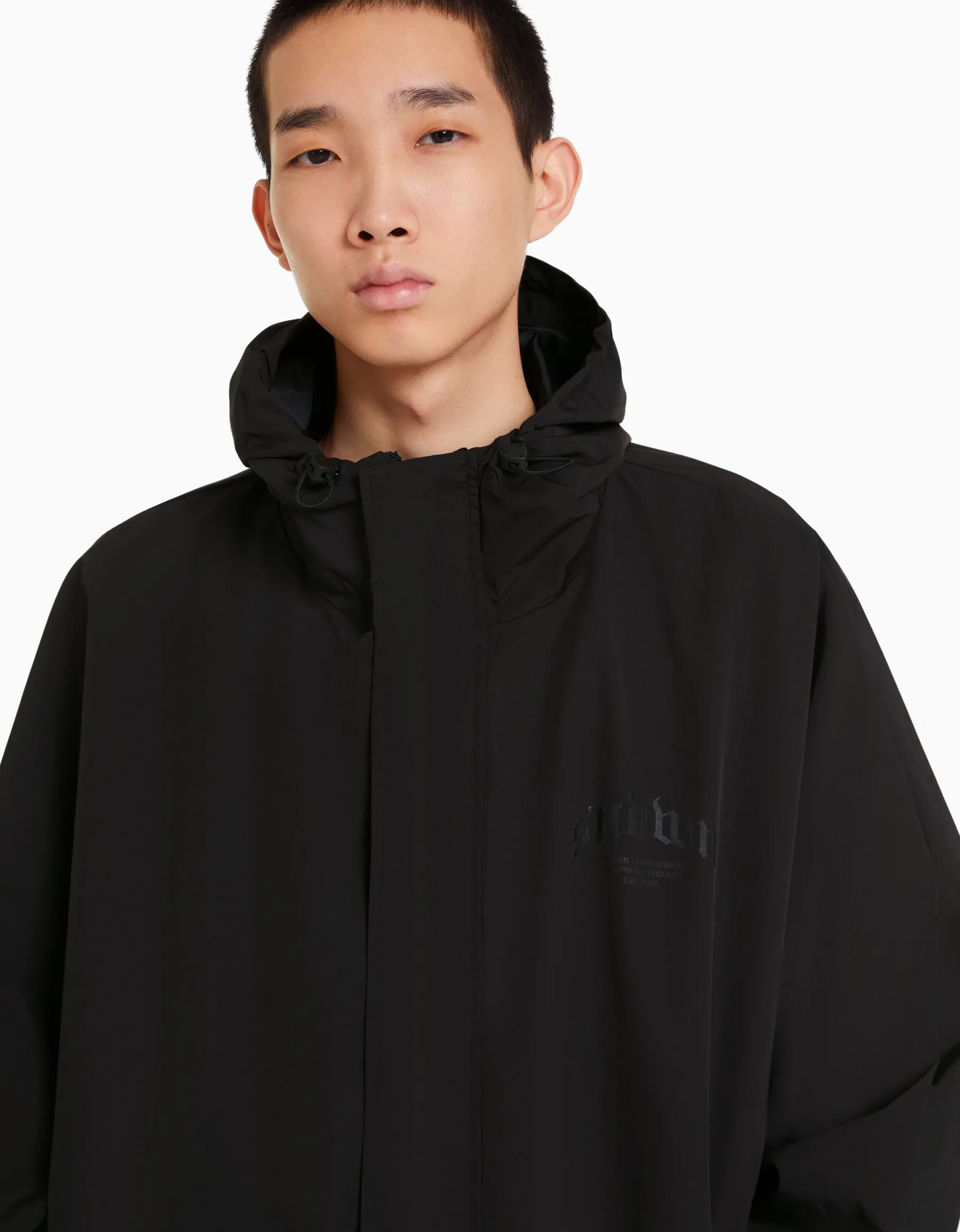 BERSHKA Manteau parka oversize effet nylon Noir Sale