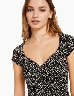BERSHKA Mini-robe manches courtes décolleté imprimé Vert Best