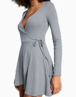 BERSHKA Minirobe manches longues Noir Fashion