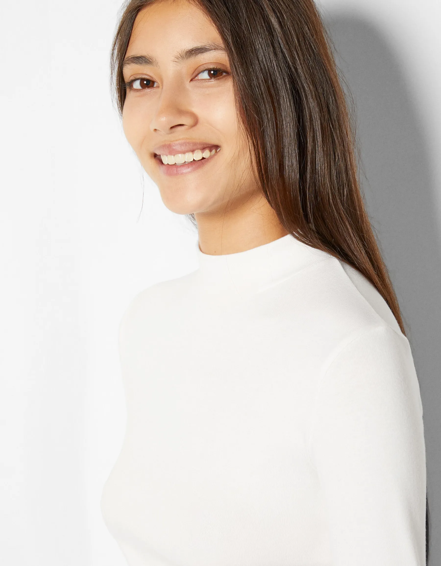BERSHKA Pack 2 T-shirts manches longues col montant Multicouleur Discount