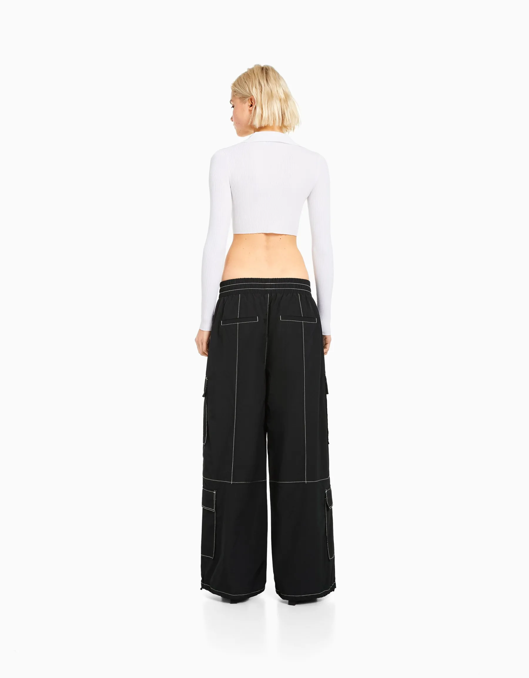 BERSHKA Pantalon cargo effet nylon fil contraste Noir Cheap