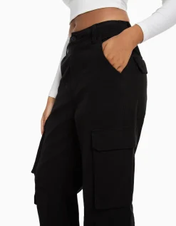 BERSHKA Pantalon cargo moulant serge multipoches Kaki Cheap