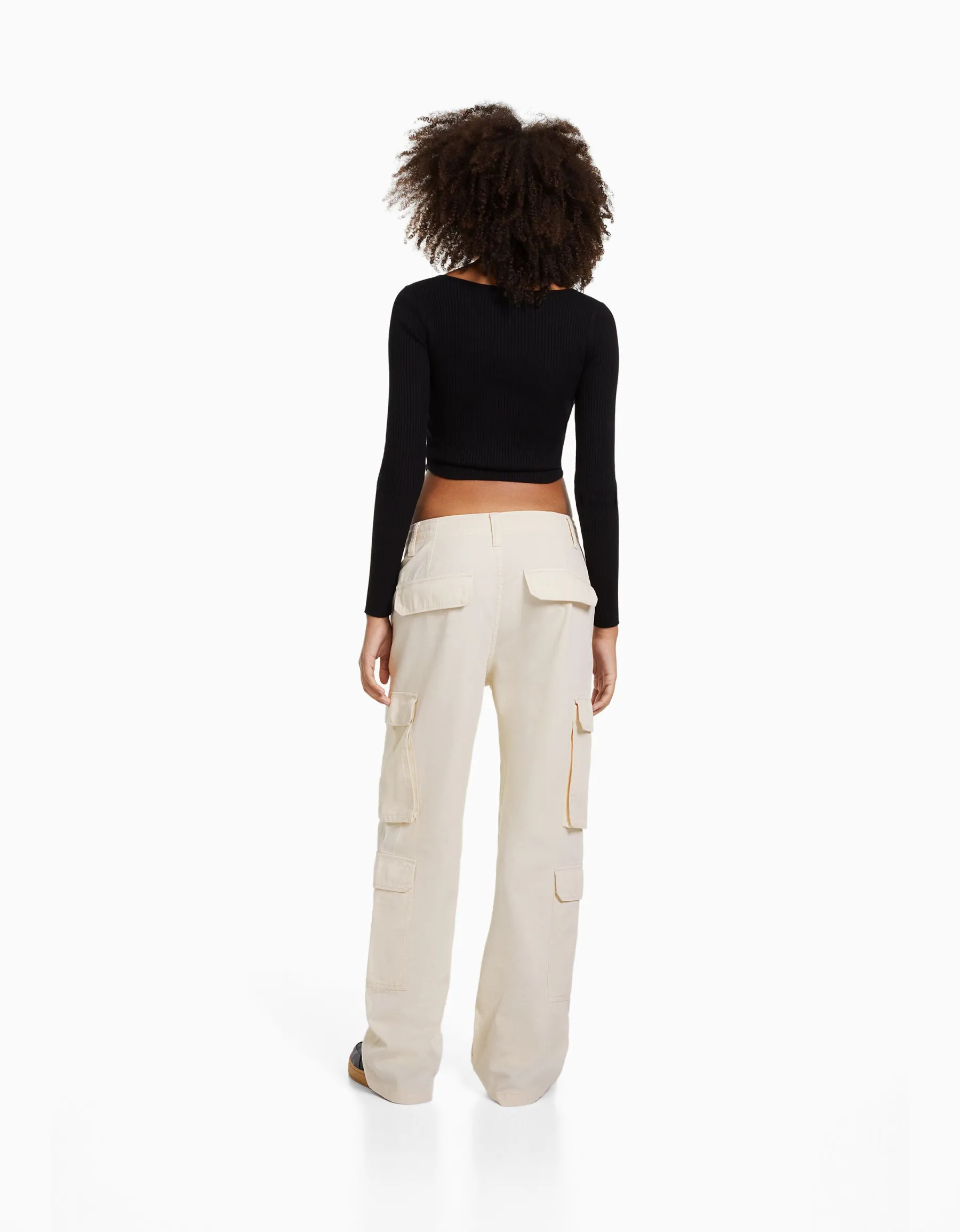 BERSHKA Pantalon cargo moulant serge multipoches Écru Flash Sale