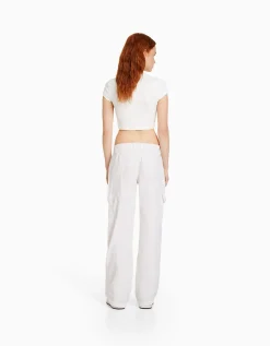 BERSHKA Pantalon cargo taille basse coton fil contraste Blanc cassé Fashion