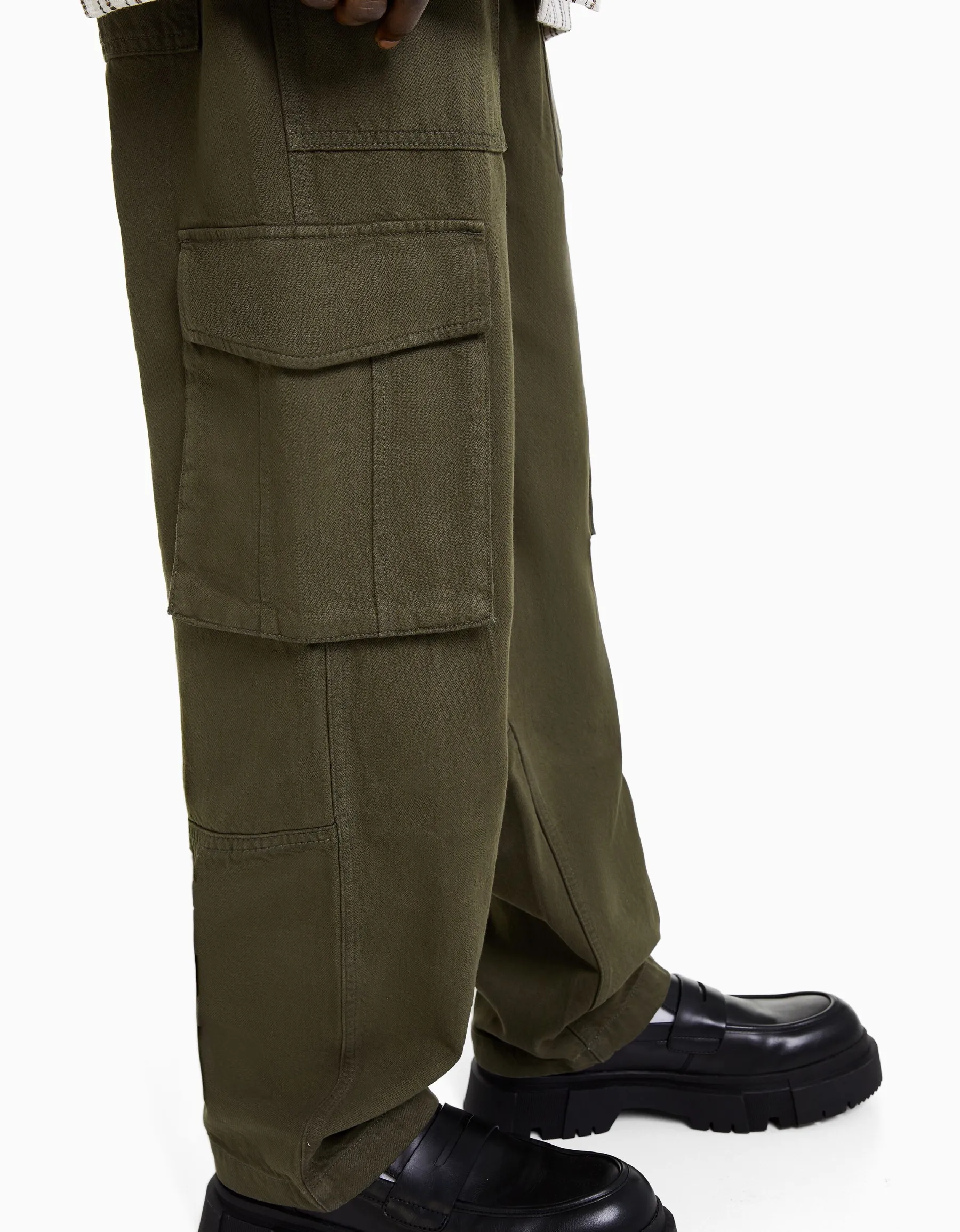 BERSHKA Pantalon cargo wide leg coton Noir Shop