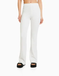 BERSHKA Pantalon flare bord-côte Gris New