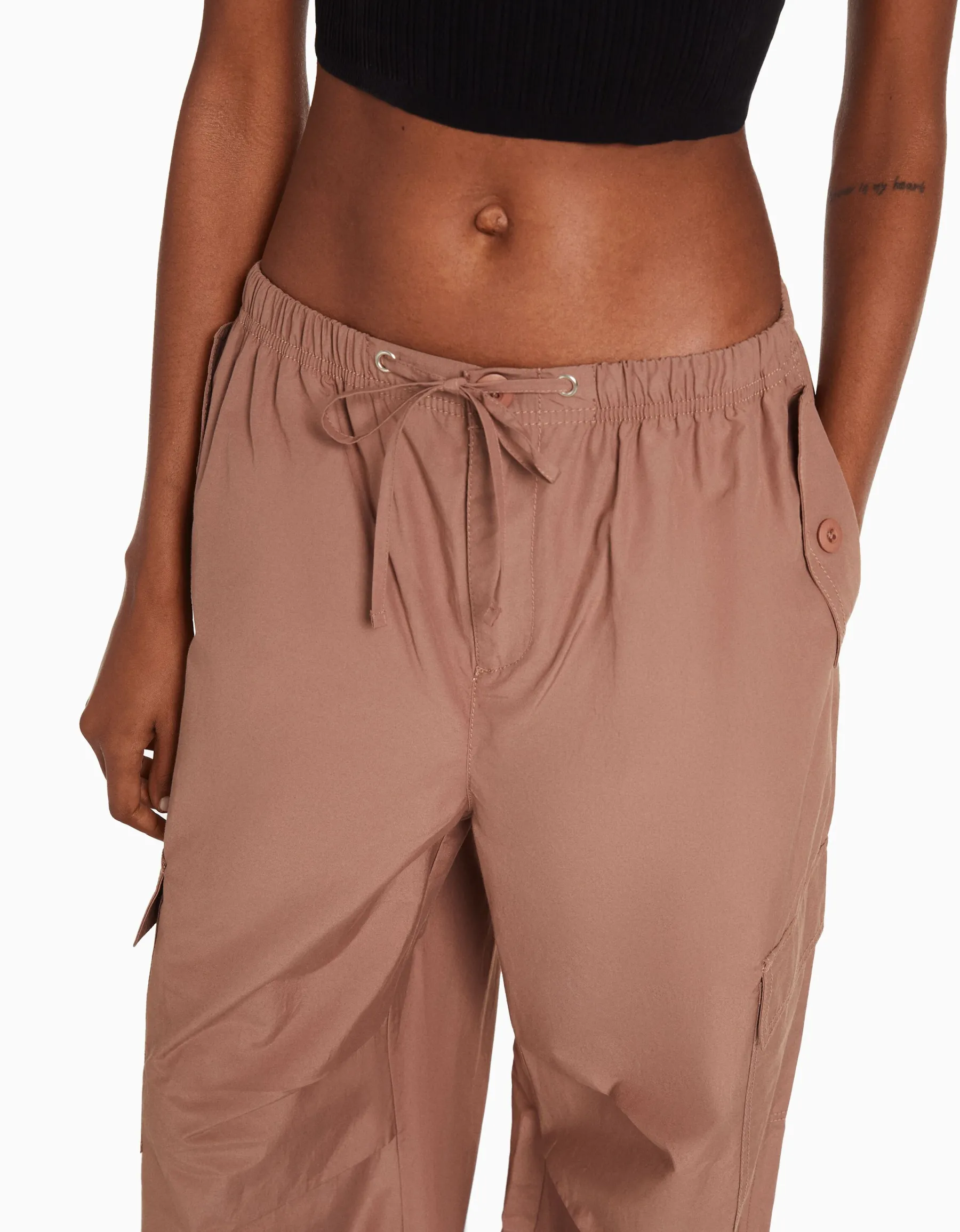 BERSHKA Pantalon jogger cargo parachute Bleu lavé Best Sale