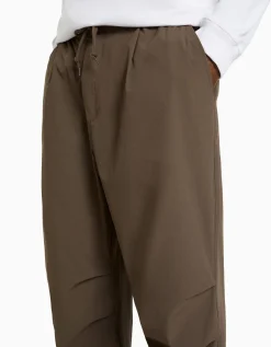 BERSHKA Pantalon jogger parachute technique Noir Hot