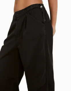 BERSHKA Pantalon jogger parachute loose fit Kaki Outlet