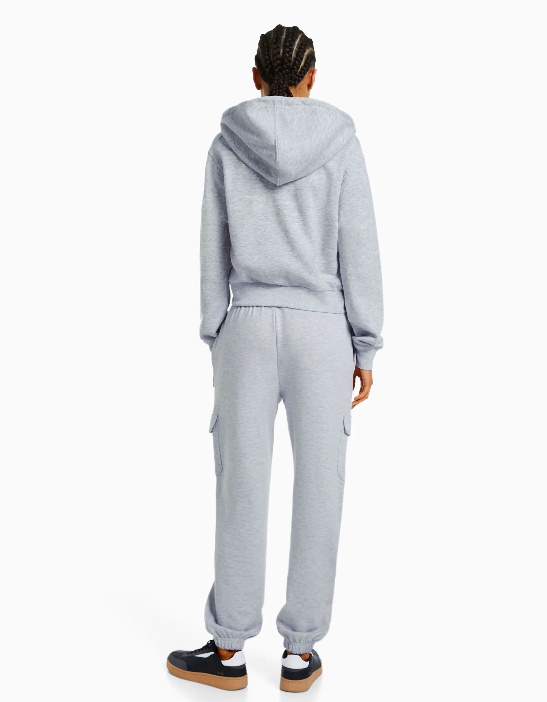 BERSHKA Pantalon molleton poches Gris Online
