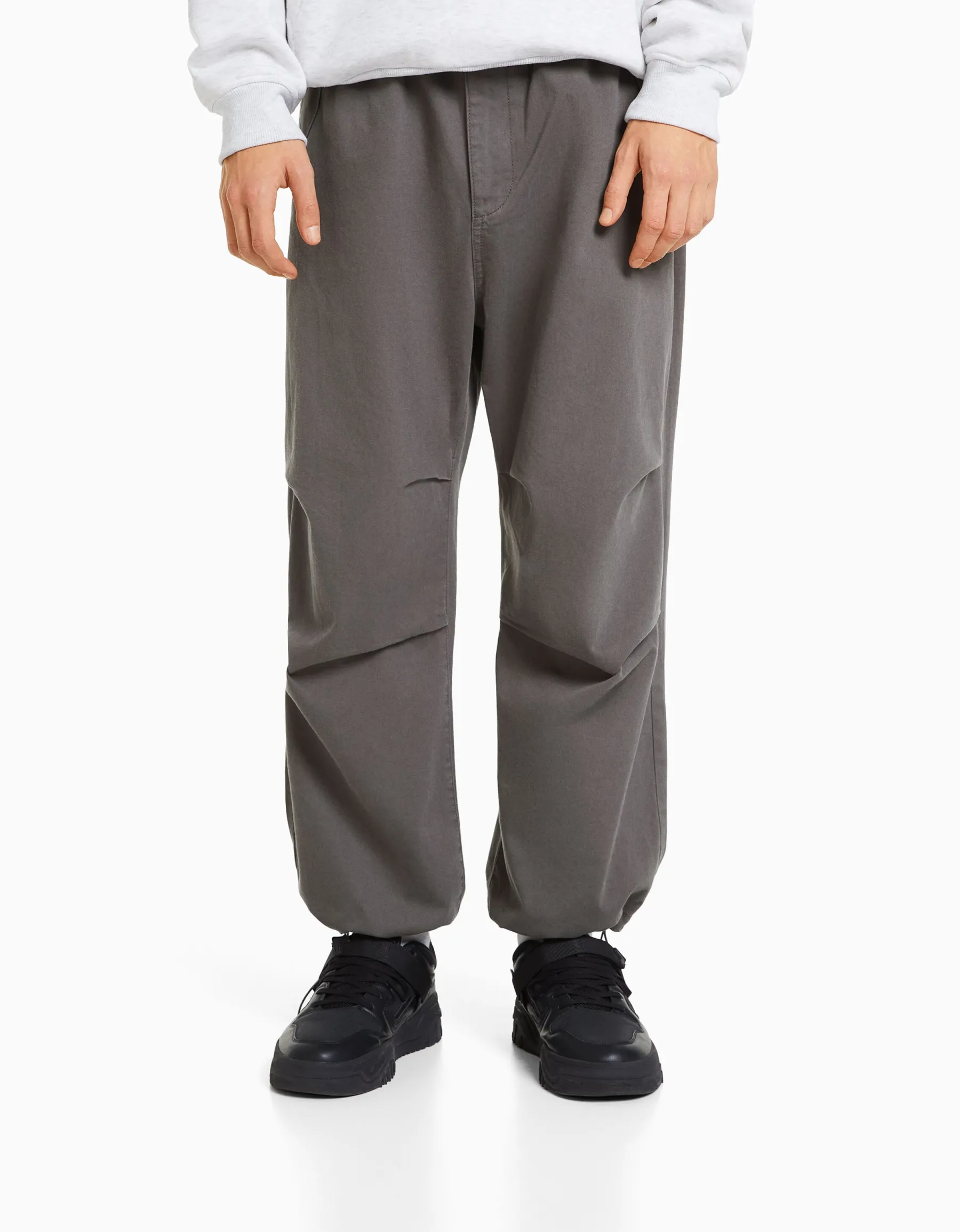 BERSHKA Pantalon parachute coton Camel Hot