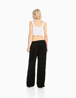 BERSHKA Pantalon parachute nylon Kaki Sale