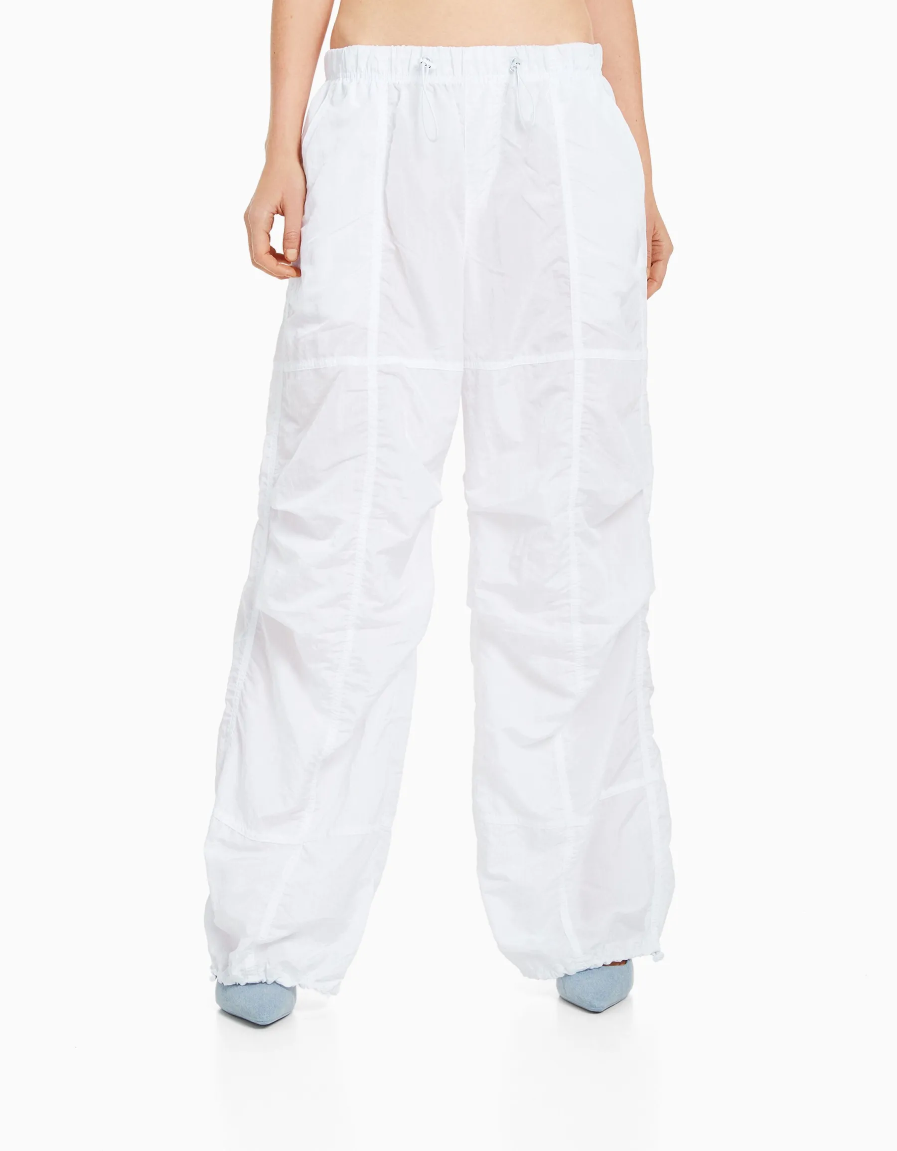 BERSHKA Pantalon parachute nylon Kaki Cheap