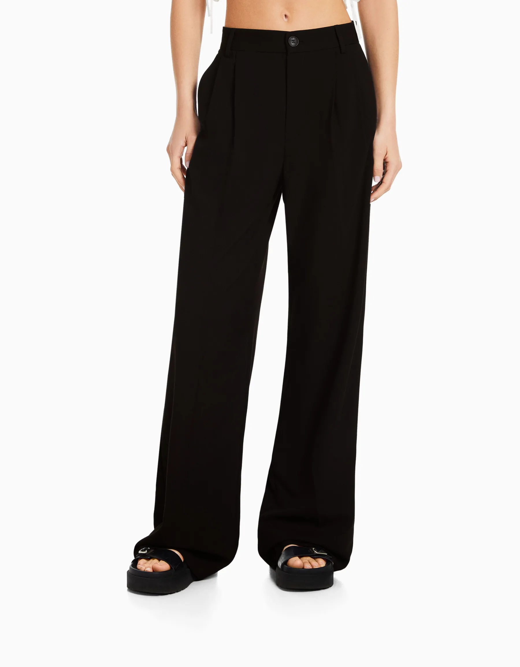 BERSHKA Pantalon tailoring dad fit Camel Online