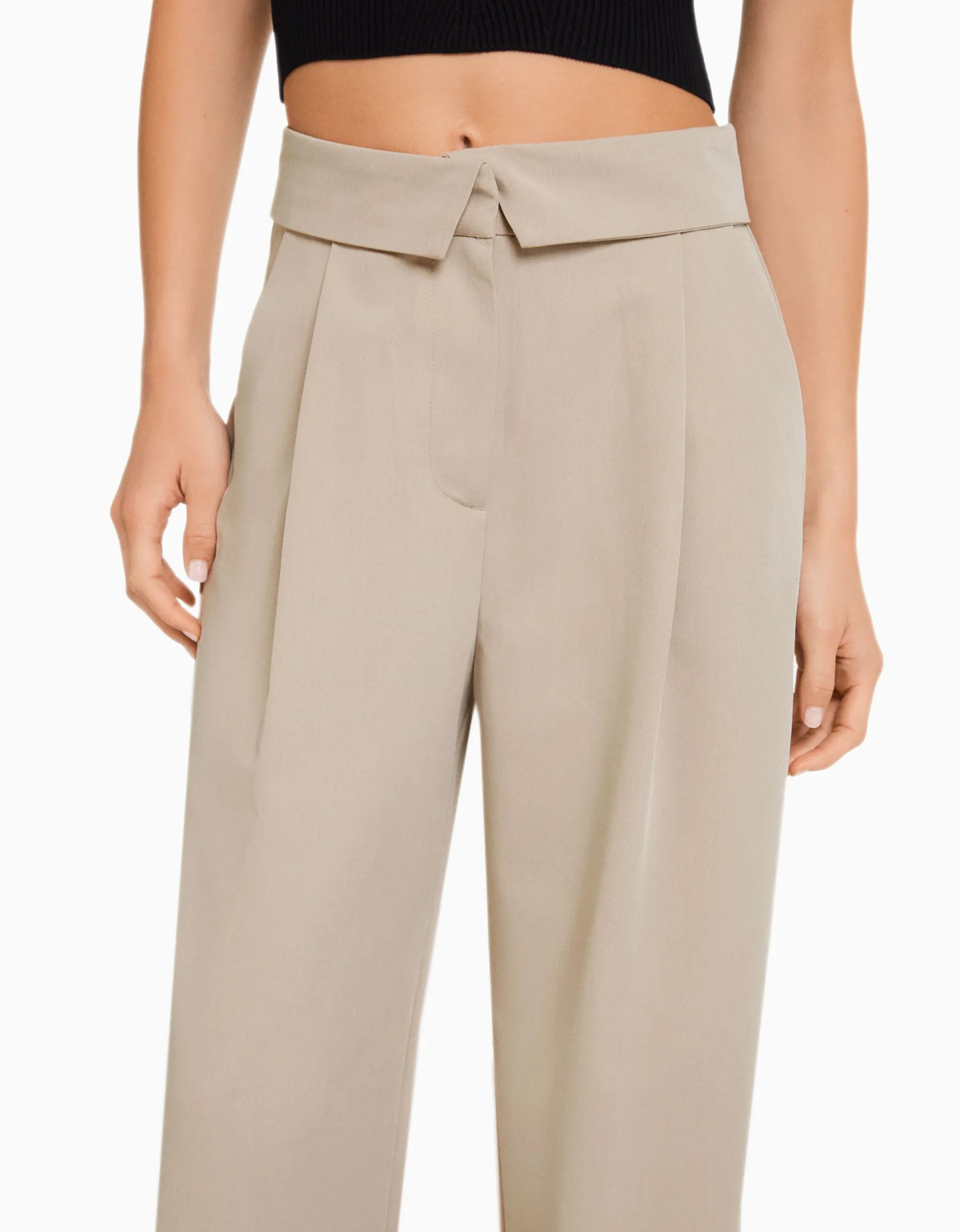 BERSHKA Pantalon tailoring taille plis Sable Best Sale