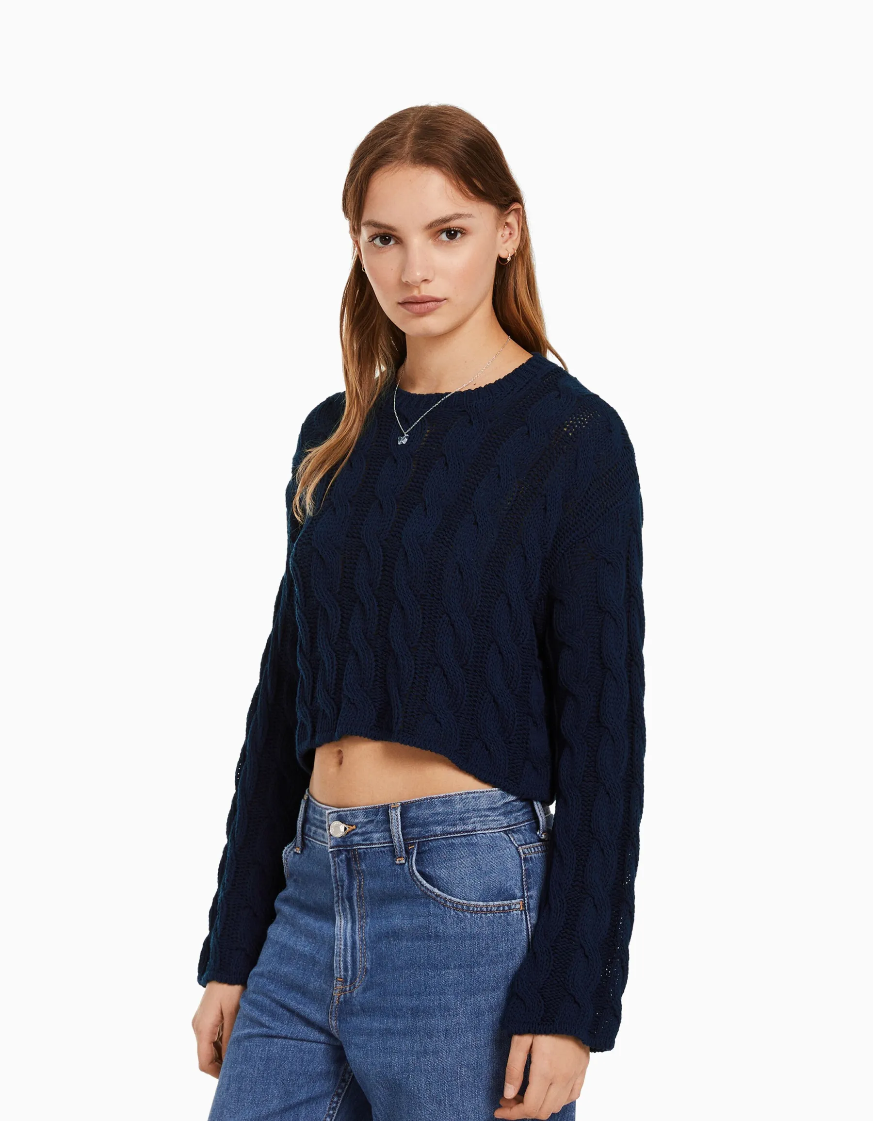 BERSHKA Pull à col rond à torsades Bleu Flash Sale