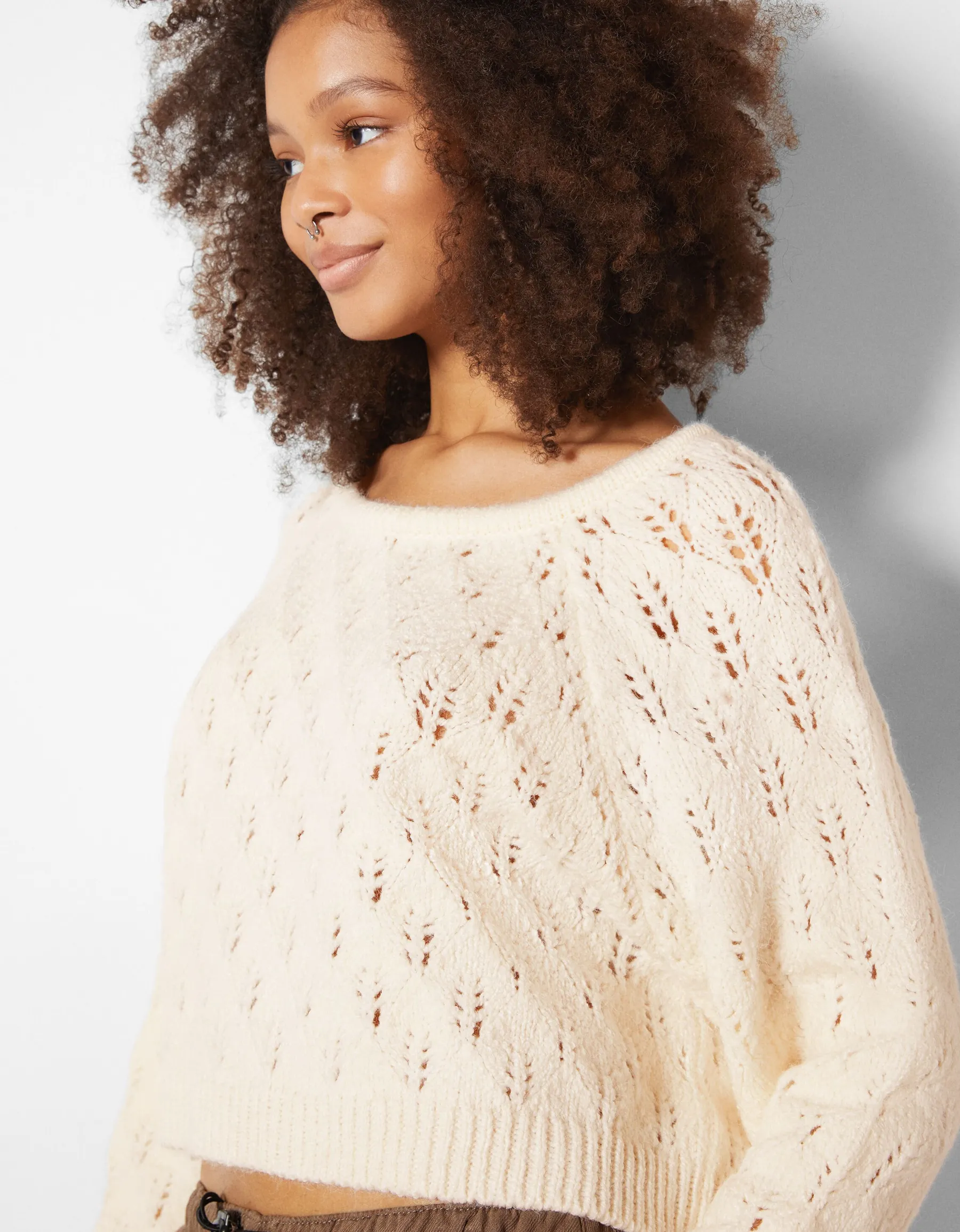 BERSHKA Pull ajouré Écru Clearance