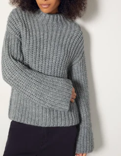 BERSHKA Pull col montant Blanc Fashion