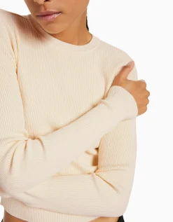 BERSHKA Pull col rond Écru Discount