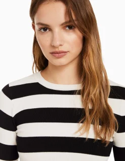 BERSHKA Pull col rond Écru Best