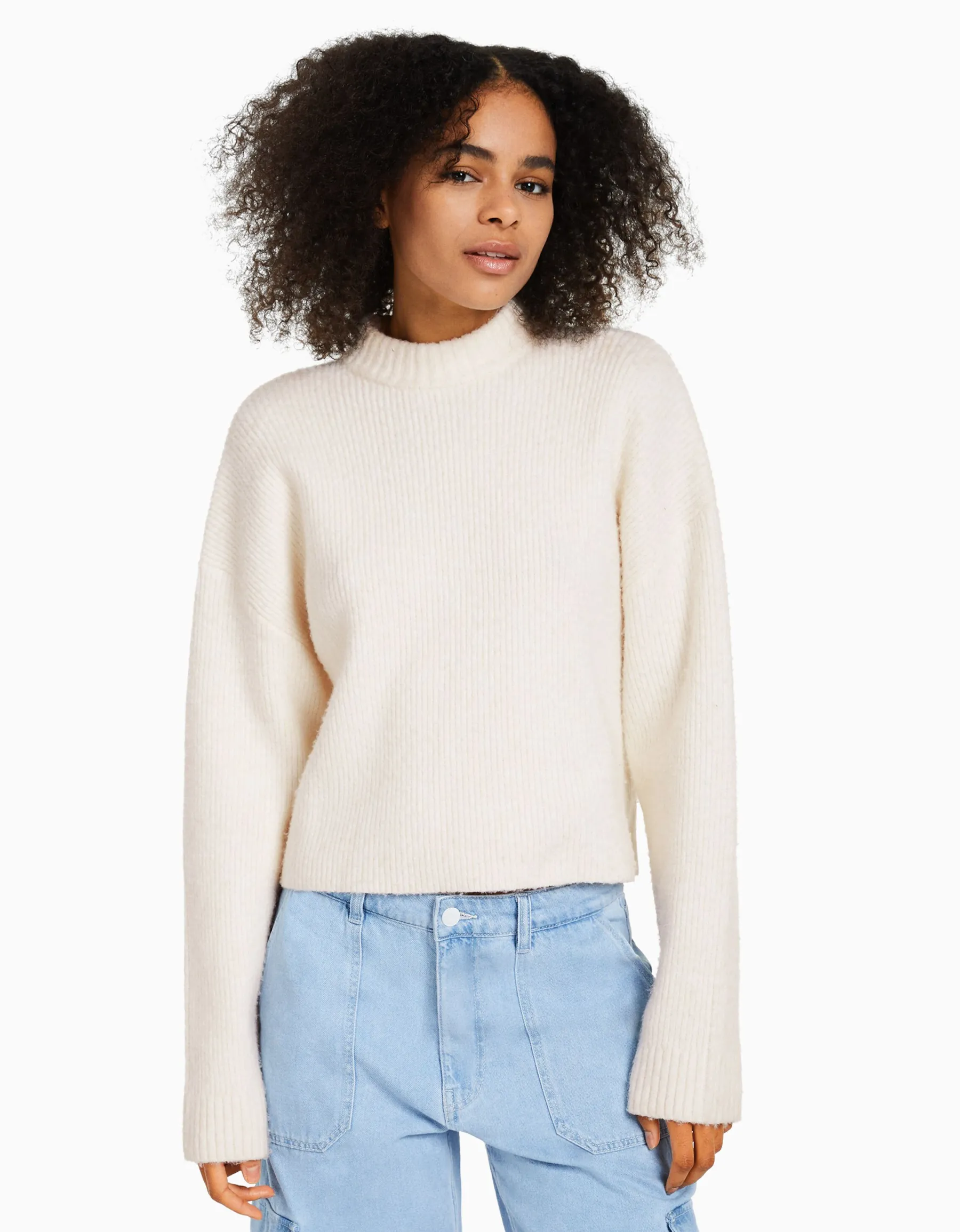 BERSHKA Pull dos nu Écru Discount