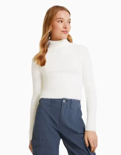 BERSHKA Pull fausse fourrure col roulé Blanc Best Sale