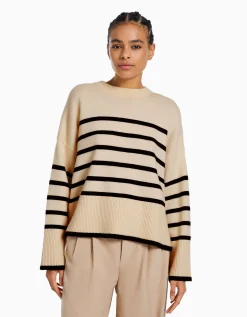 BERSHKA Pull oversize rayures Écru Store