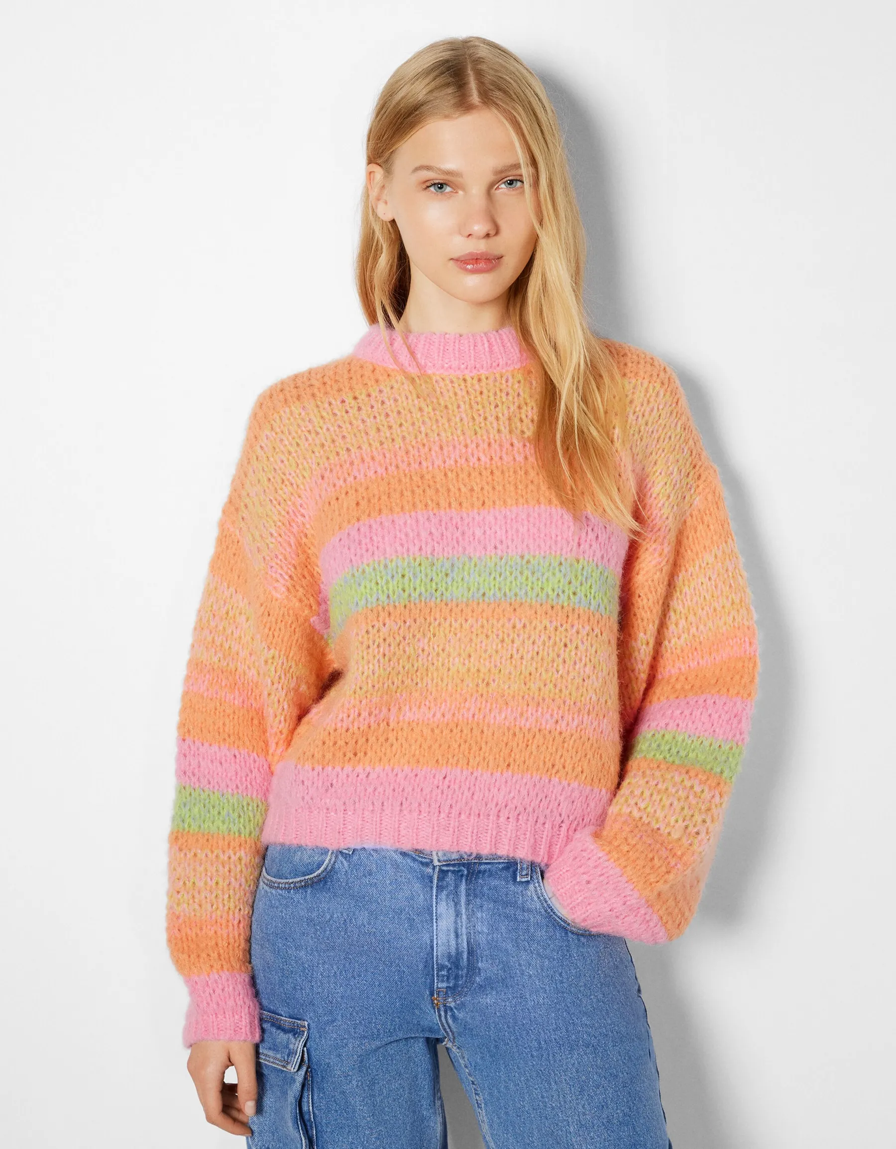 BERSHKA Pull rayé à col rond Rose Shop