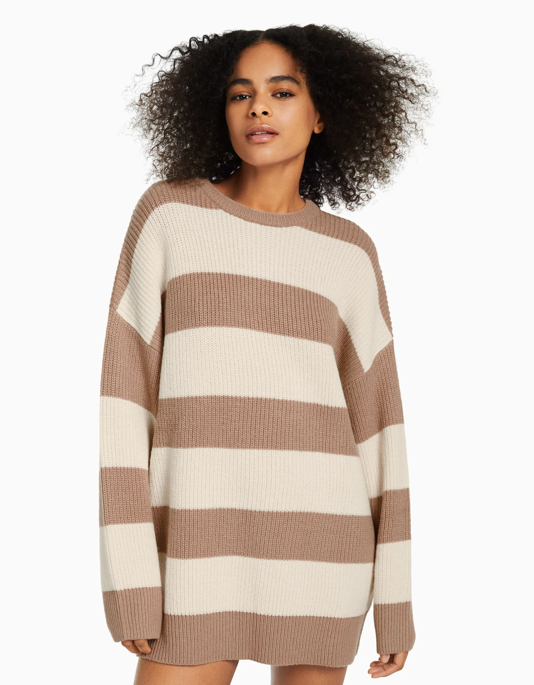 BERSHKA Pull rayé à col rond Sable New