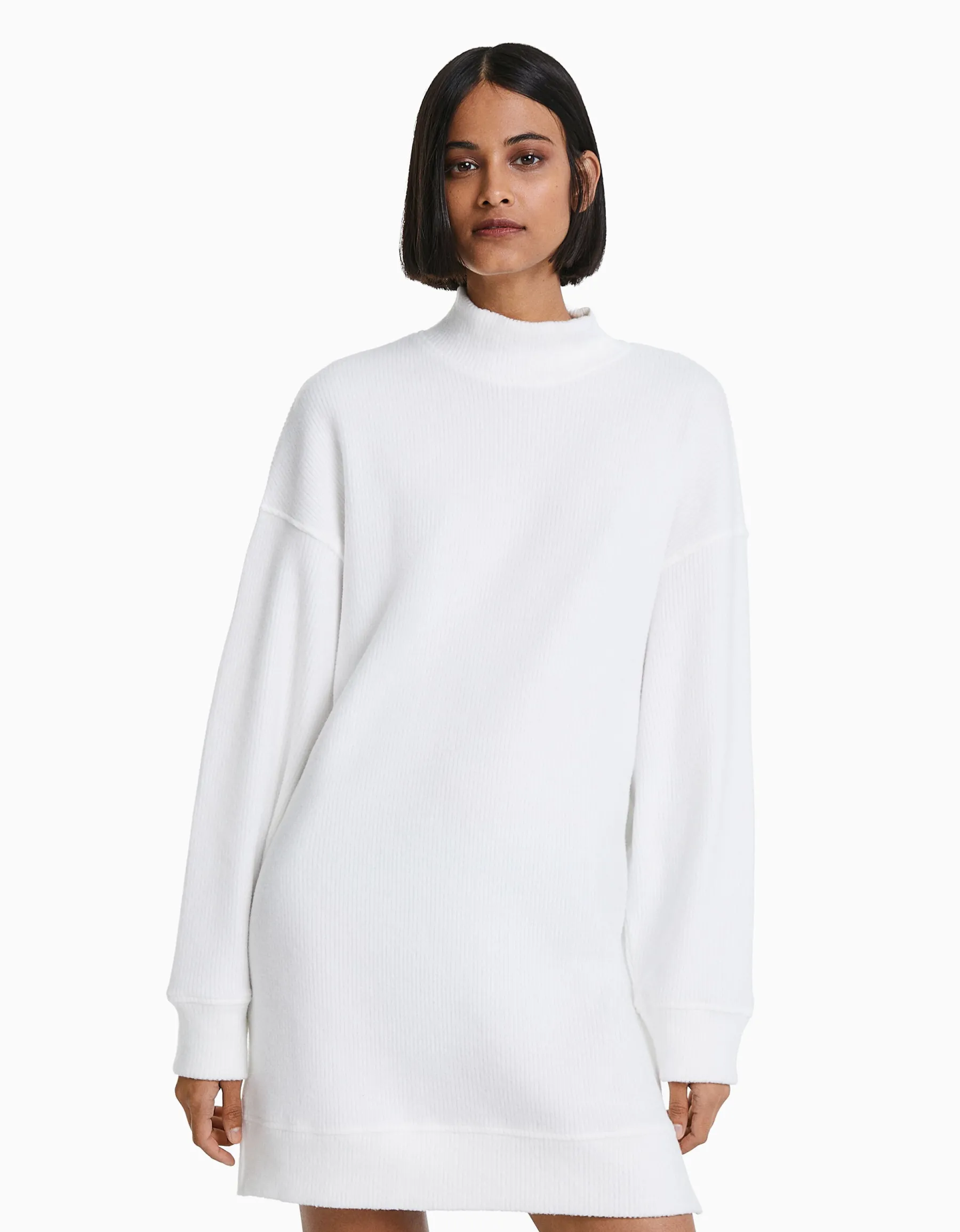 BERSHKA Robe courte manches longues Sable Discount