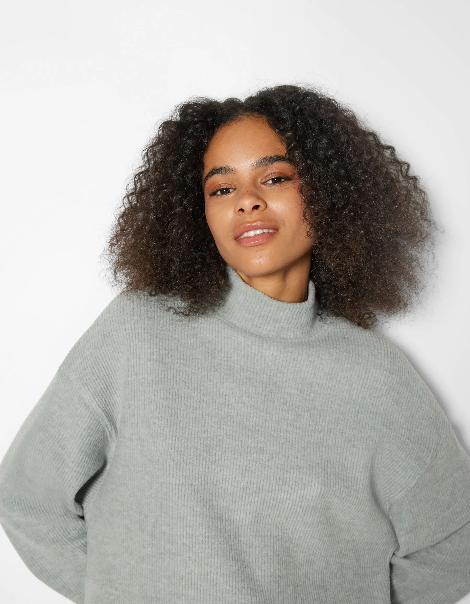 BERSHKA Robe courte manches longues Sable Outlet
