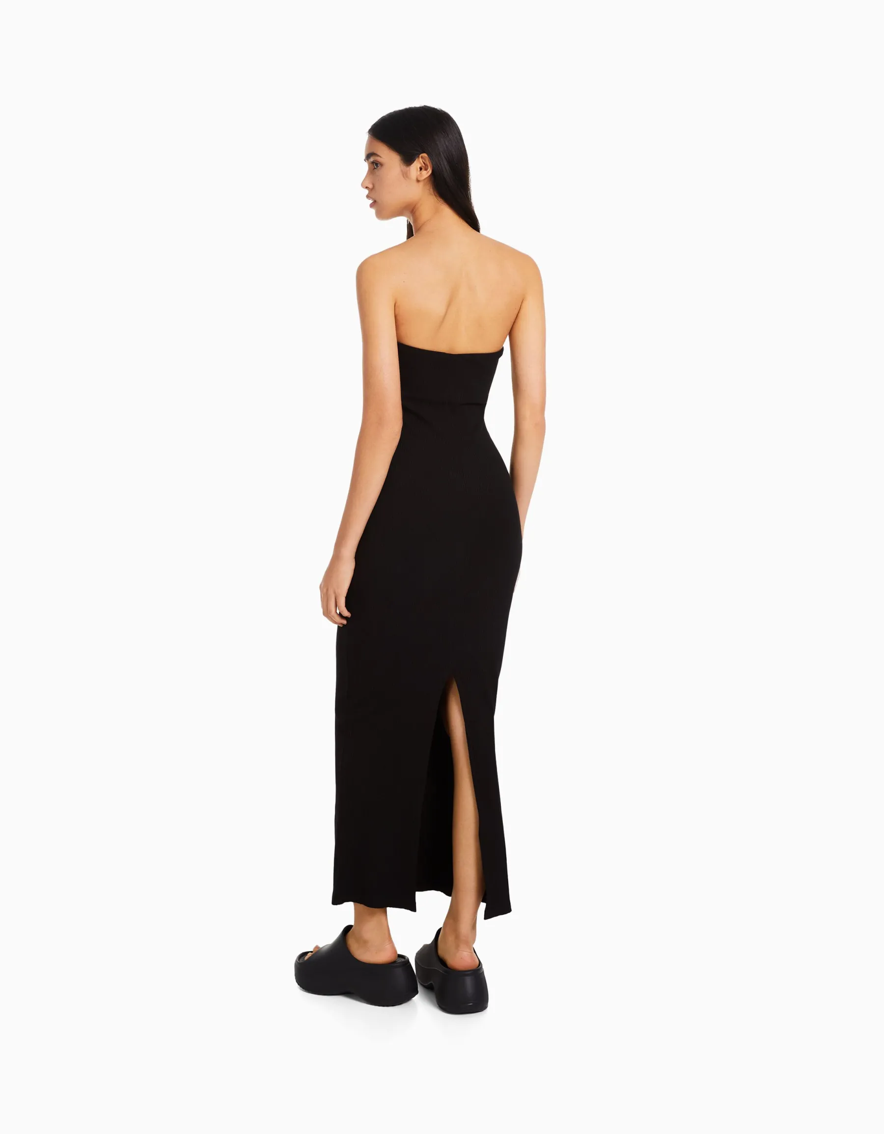 BERSHKA Robe longue bord-côte Noir Discount