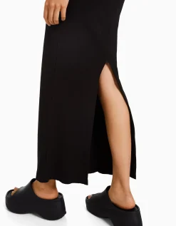 BERSHKA Robe longue bord-côte Noir Discount