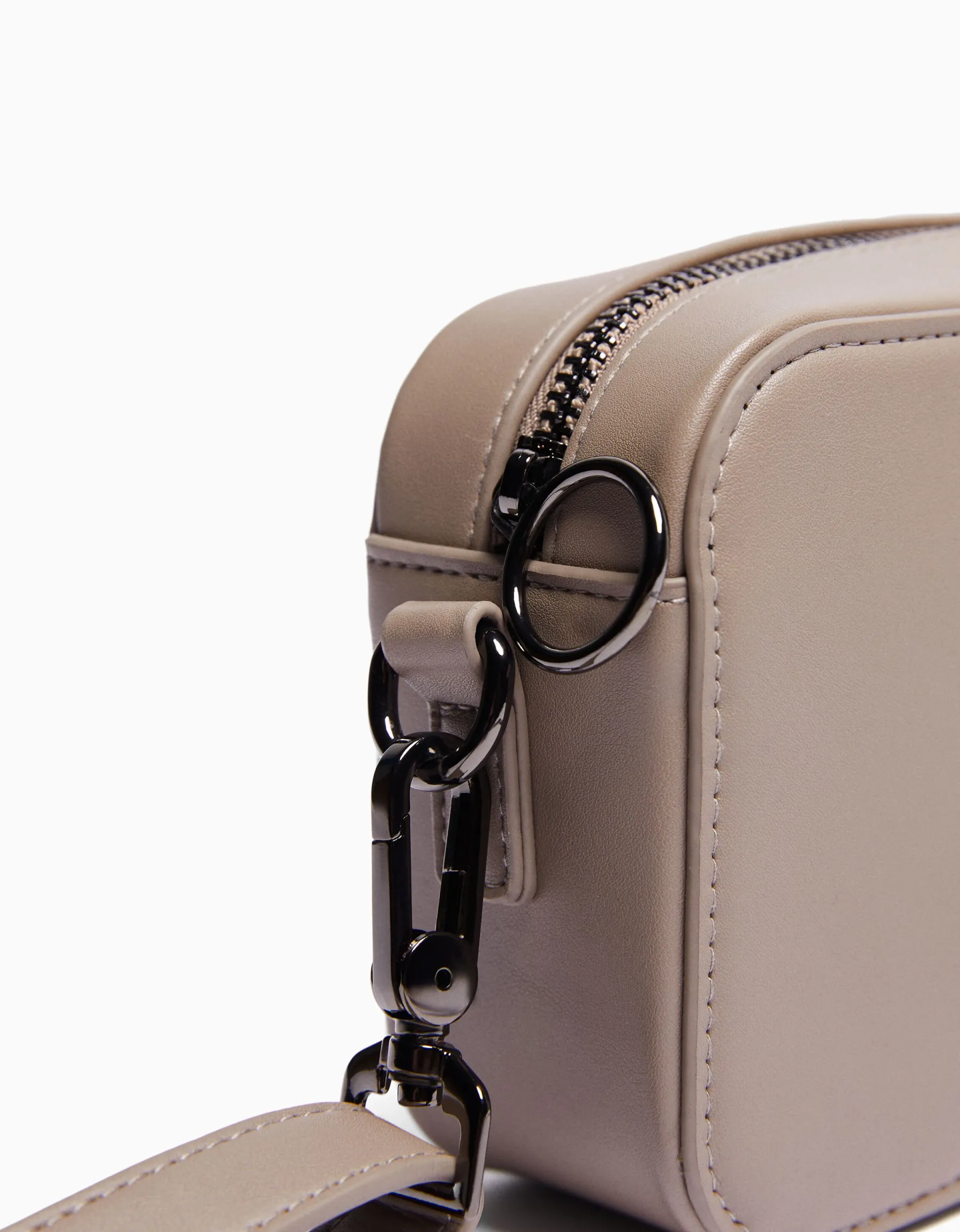 BERSHKA Sac bandoulière rigide Noir Flash Sale