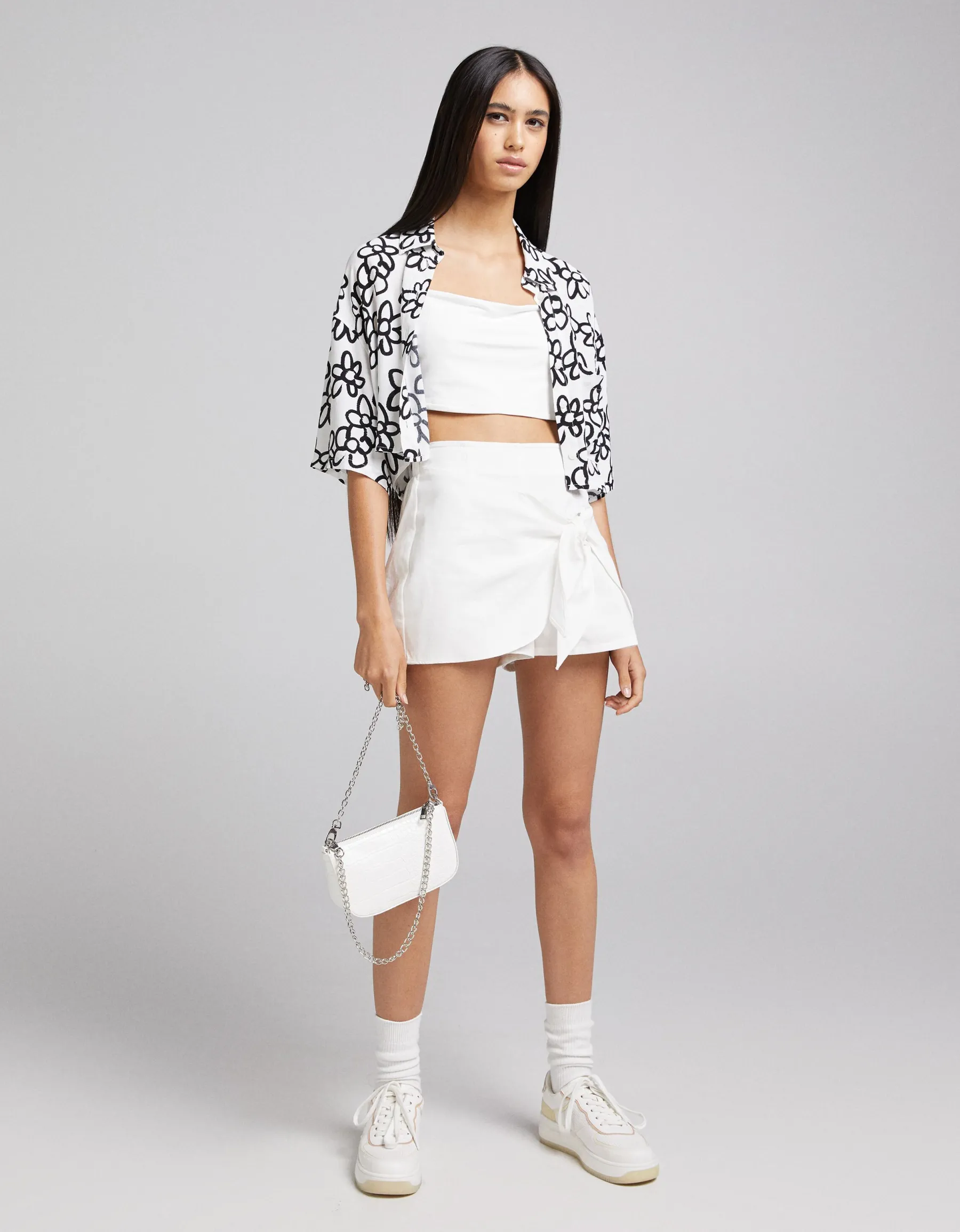 BERSHKA Sac chaîne imitation croco Blanc Shop