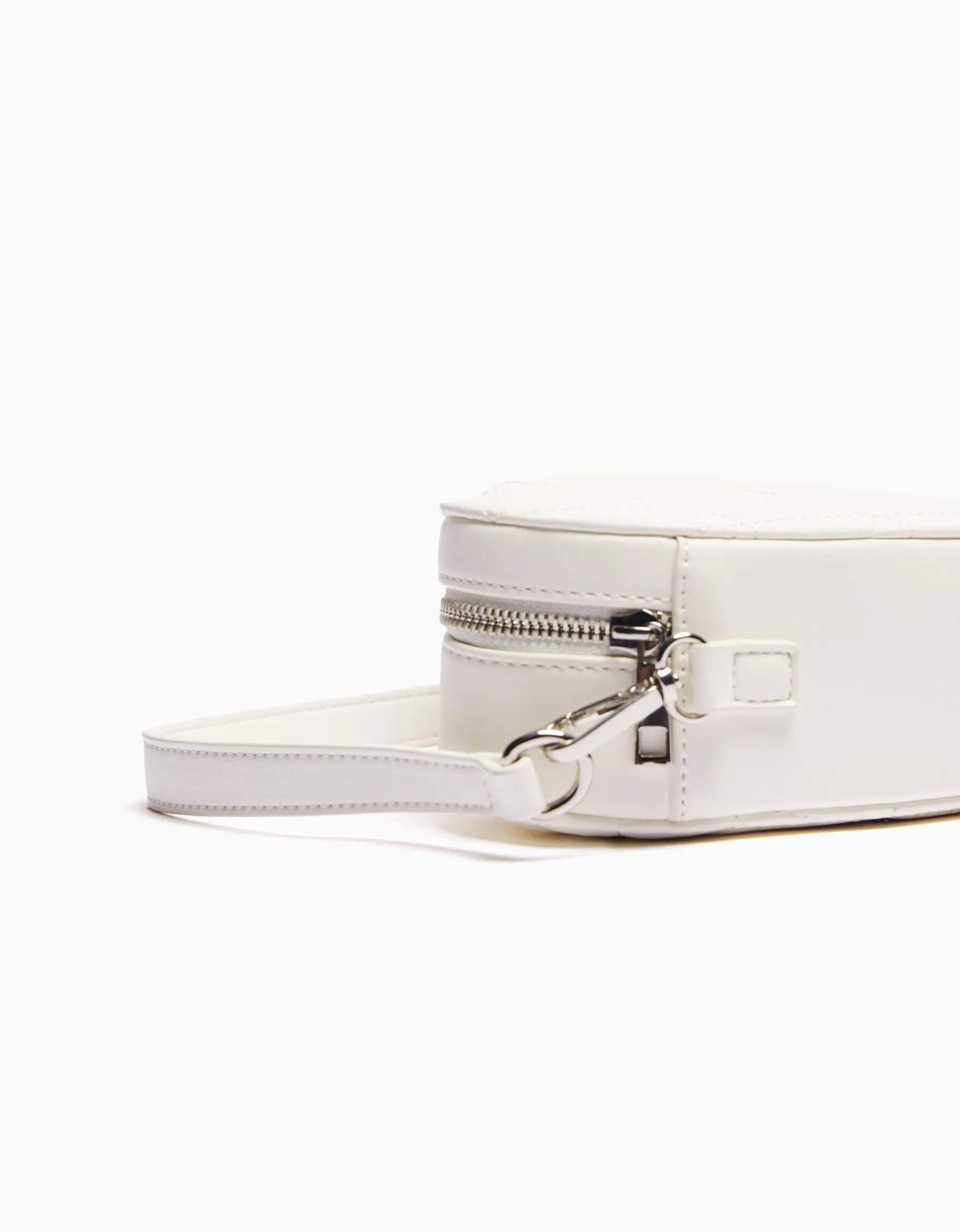BERSHKA Sac matelassé cœur anse réglable Blanc Best Sale