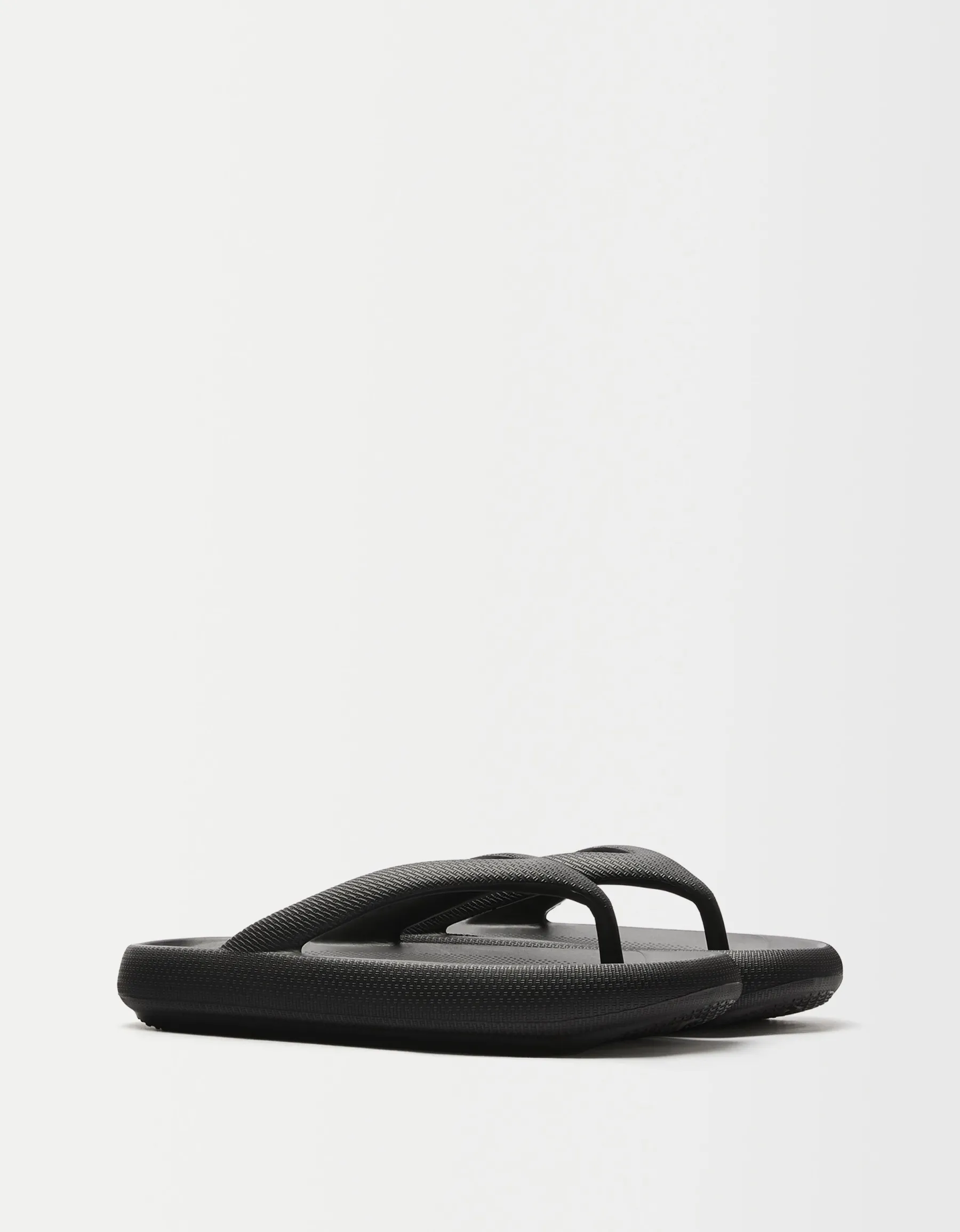 BERSHKA Sandales plates texturées homme 1-048 New