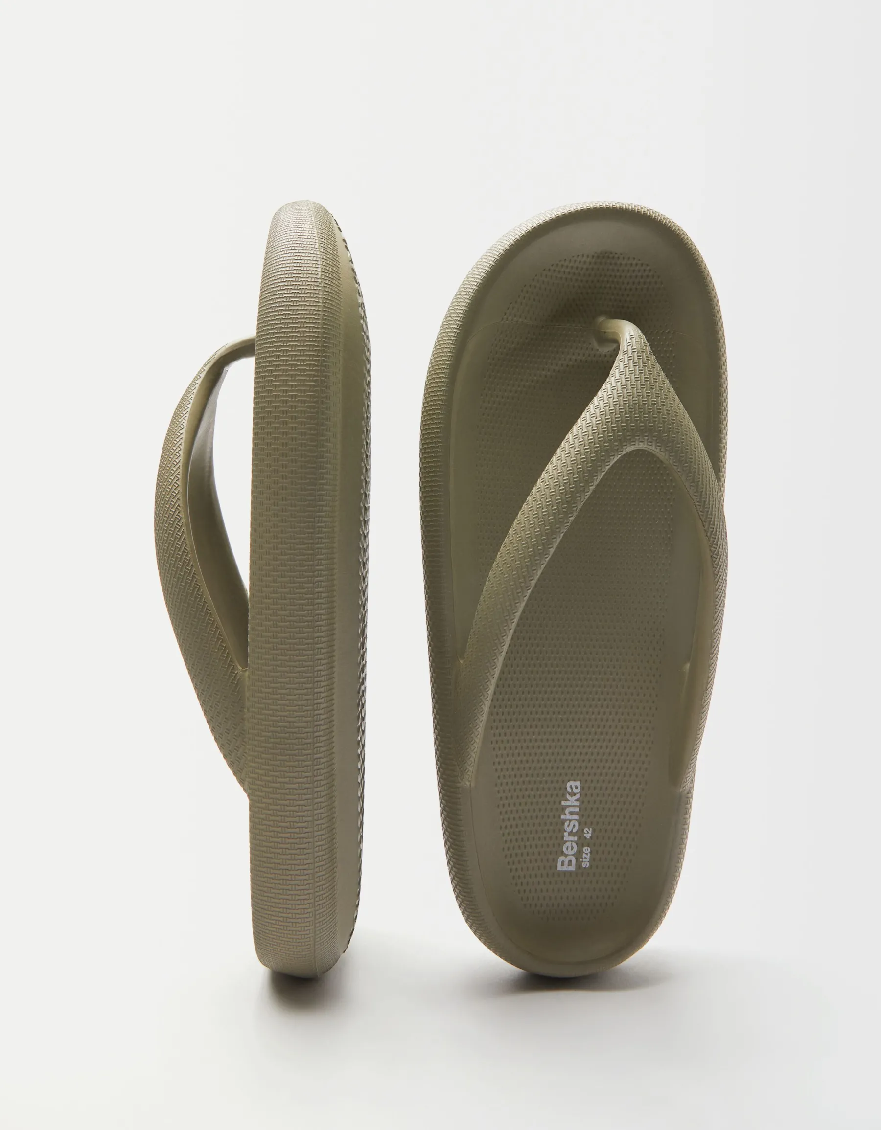 BERSHKA Sandales plates texturées homme 1-048 Best Sale