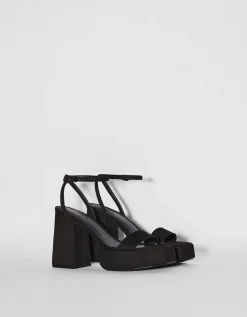 BERSHKA Sandales talon compensé Noir Clearance