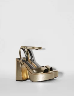 BERSHKA Sandales talon platefme métallisées Or Cheap