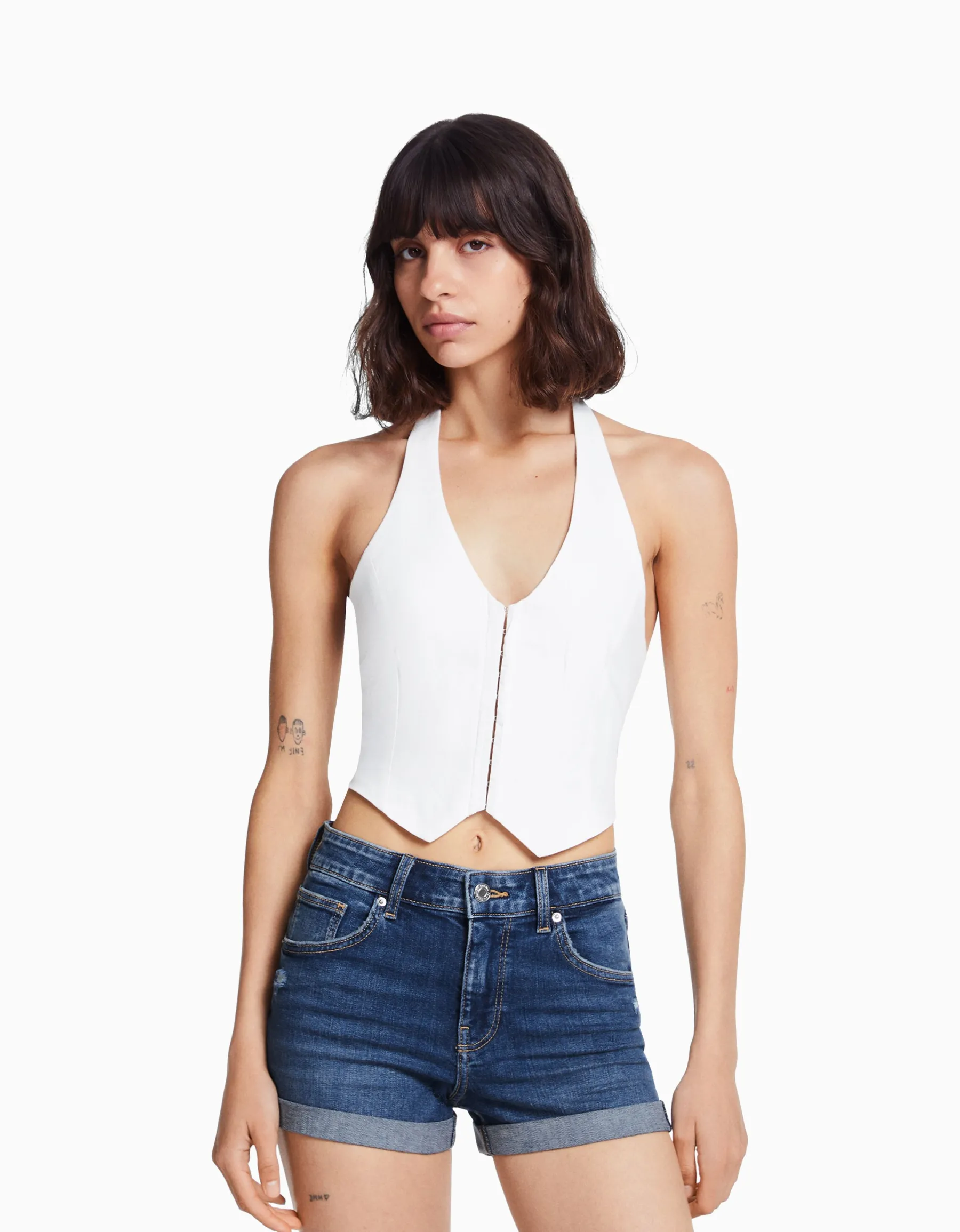 BERSHKA Short denim retroussé Blanc Discount