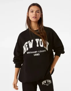 BERSHKA Sweat ample imprimé Bleu clair Shop