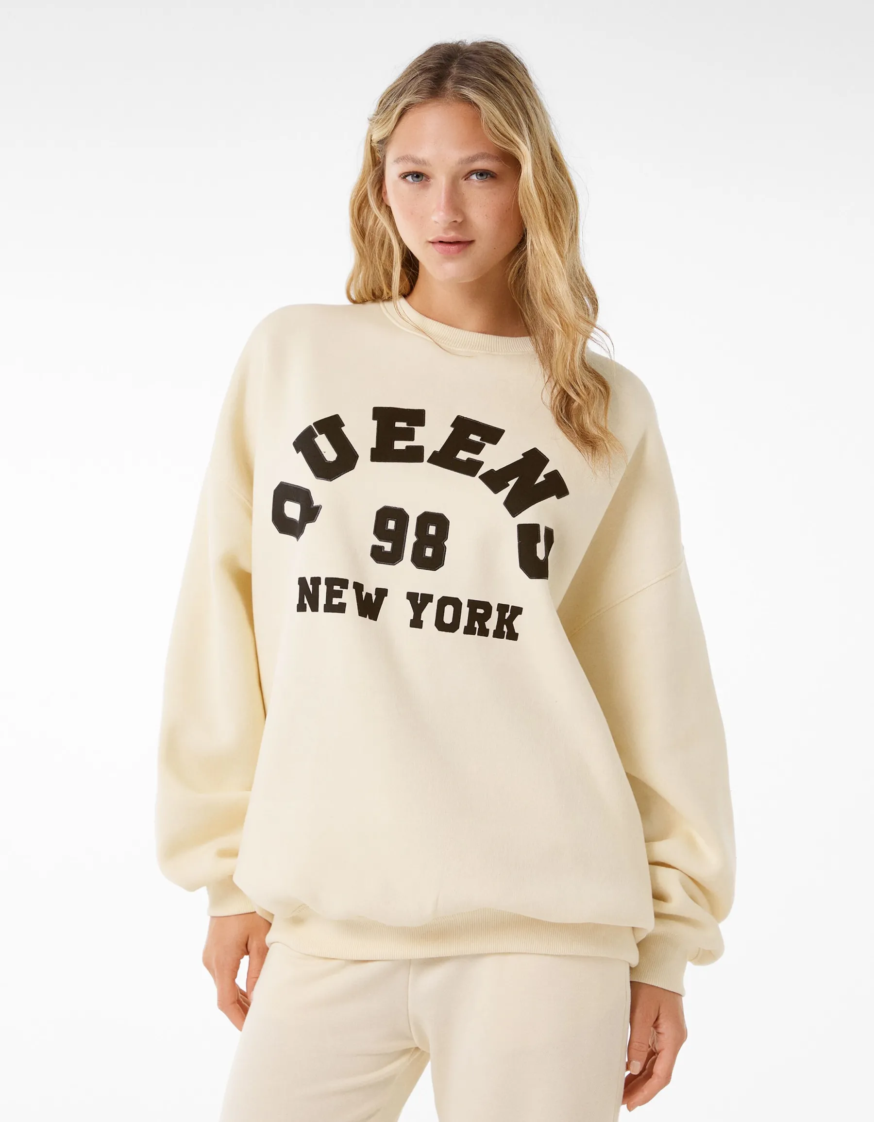BERSHKA Sweat ample imprimé Bleu clair Discount